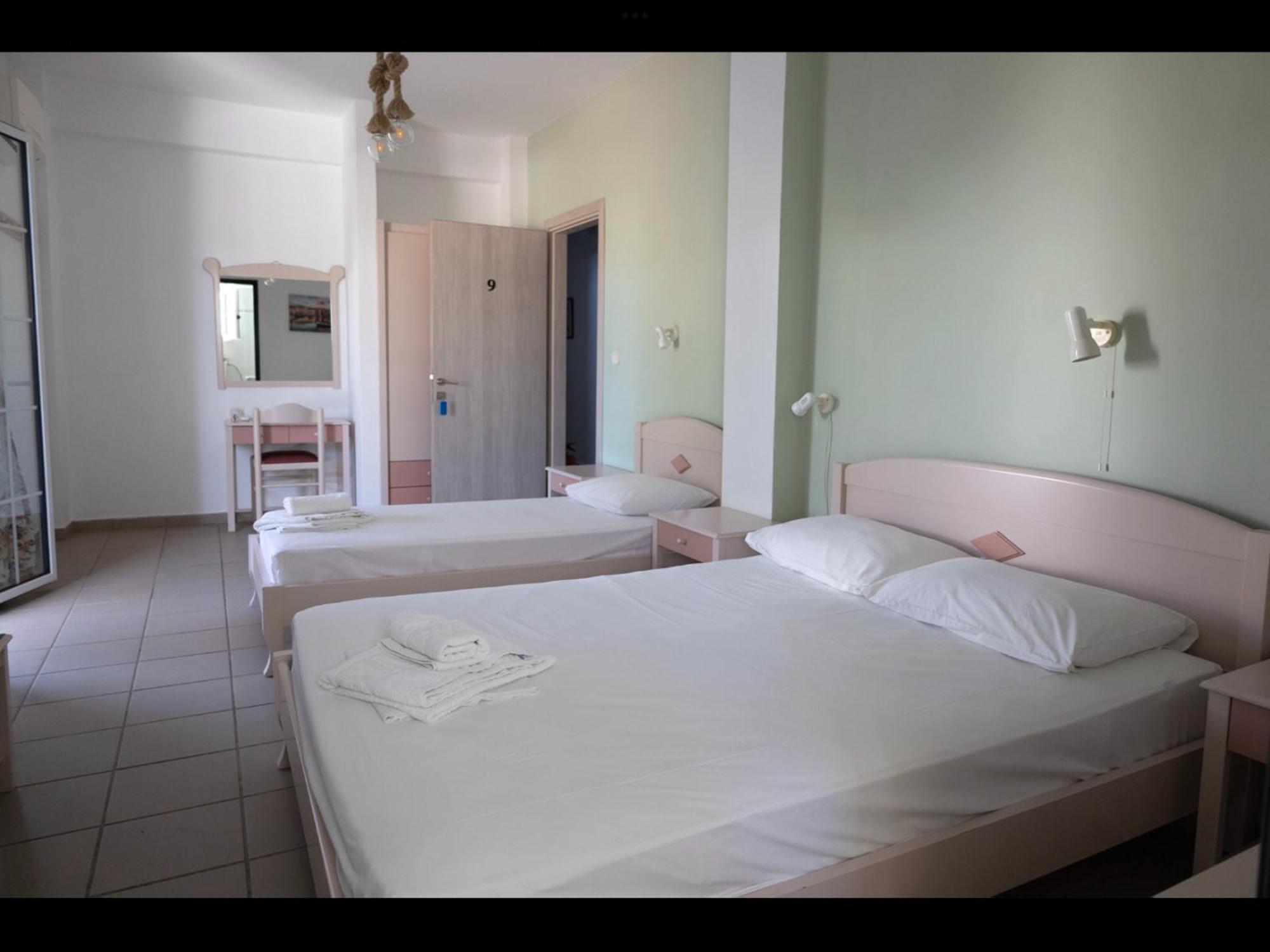 Papoulias Rooms Elafonissos Dış mekan fotoğraf